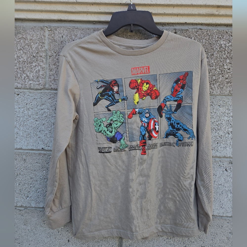 SMALL Marvel Tan Long Sleeve Tee